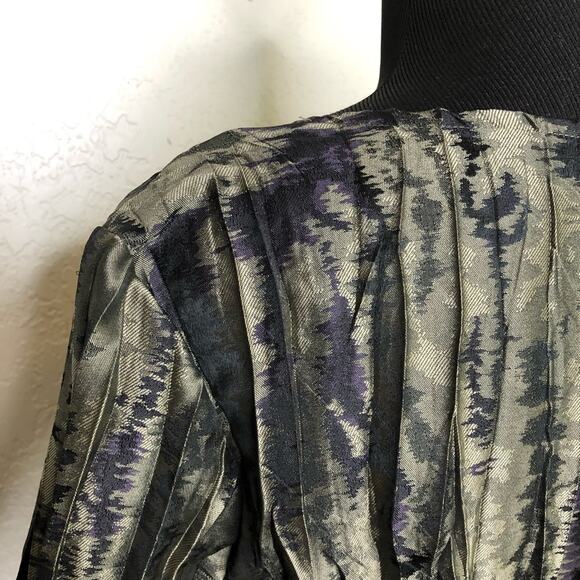 Babette San Francisco gray taupe black metallic twisted front top size Small - Picture 13 of 14